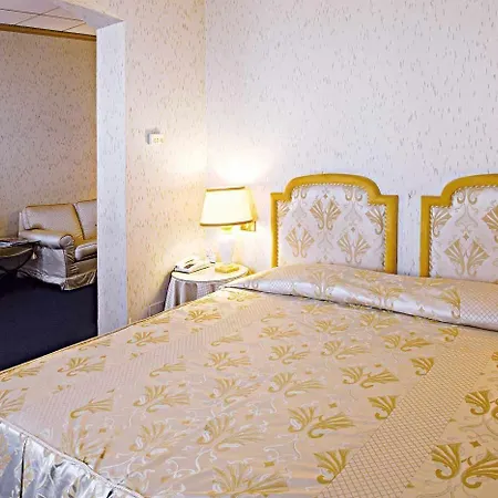 Grand Croce Di Malta Hotel 4*