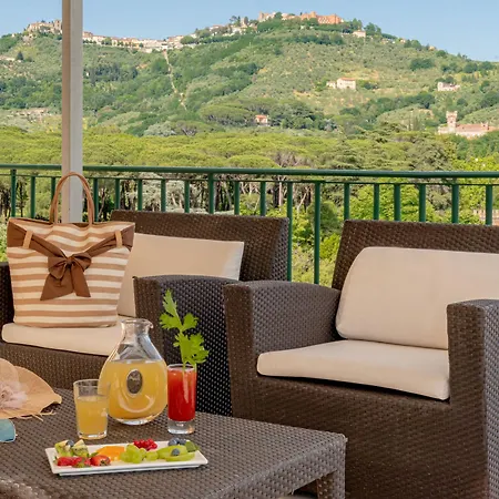 Hotel Grand Croce Di Malta 4*