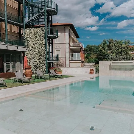 Hotel Grand Croce Di Malta 4*