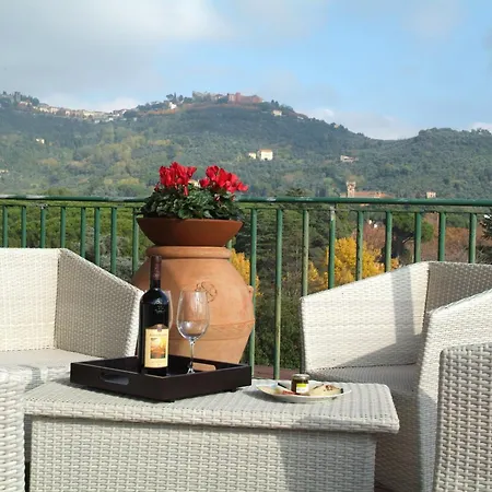Hotel Grand Croce Di Malta 4*